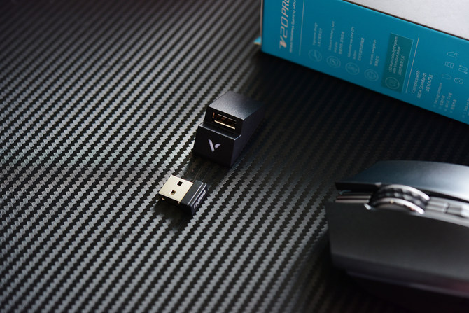 雷柏 v20游戏鼠标