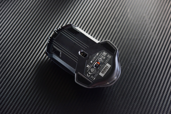 雷柏 v20游戏鼠标