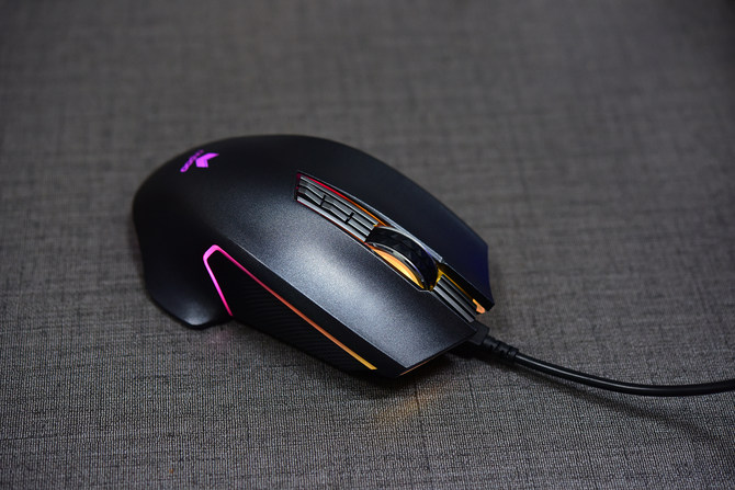 雷柏 v20游戏鼠标