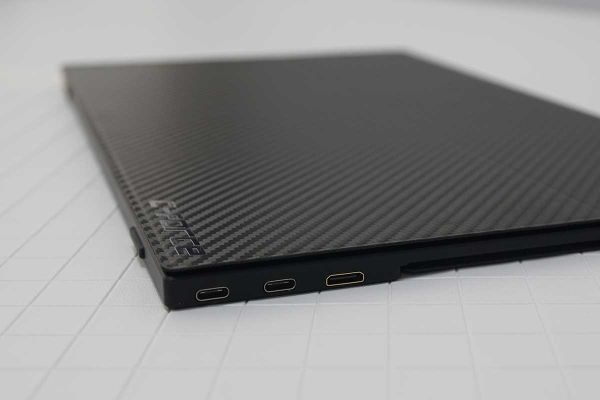 全能型便携显示器 CF016XT上手评测