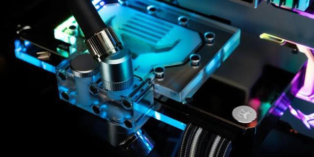 一体水冷显卡_显卡 一体水冷_一体水冷散热器