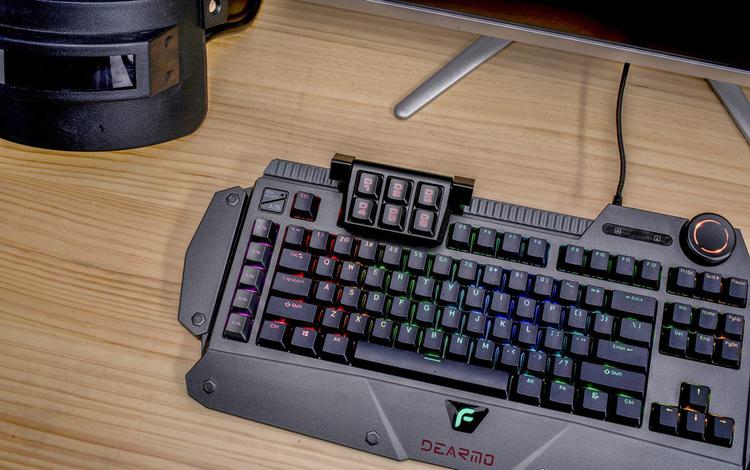 变形金刚鼠标键盘