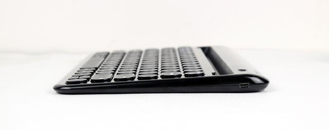 航世蓝牙键盘配对