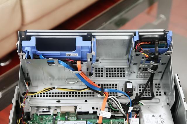 戴尔台式电脑显卡图片