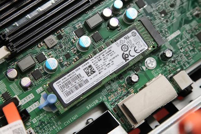 戴尔台式电脑显卡图片