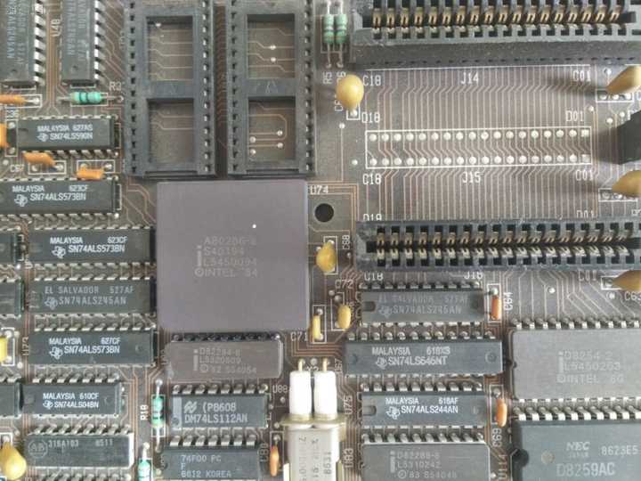 内存容量和硬盘容量