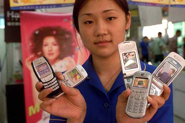 图忆｜手机“全屏”时代：细数那些曾经风靡的“键盘”手机