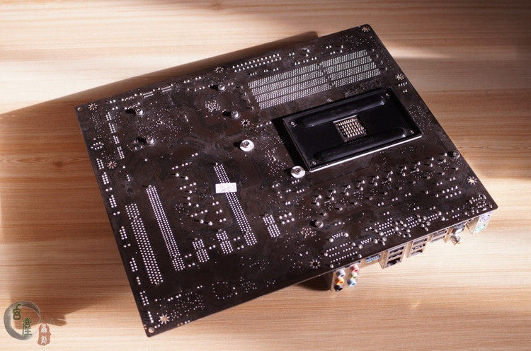 a卡主板和n卡主板