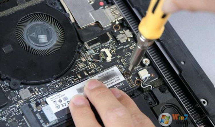 电脑怎么安装固态硬盘？电脑安装M.2和SATA SSD硬盘教程图解