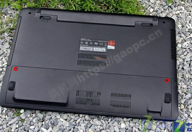 华硕 A550拆机 背面螺丝