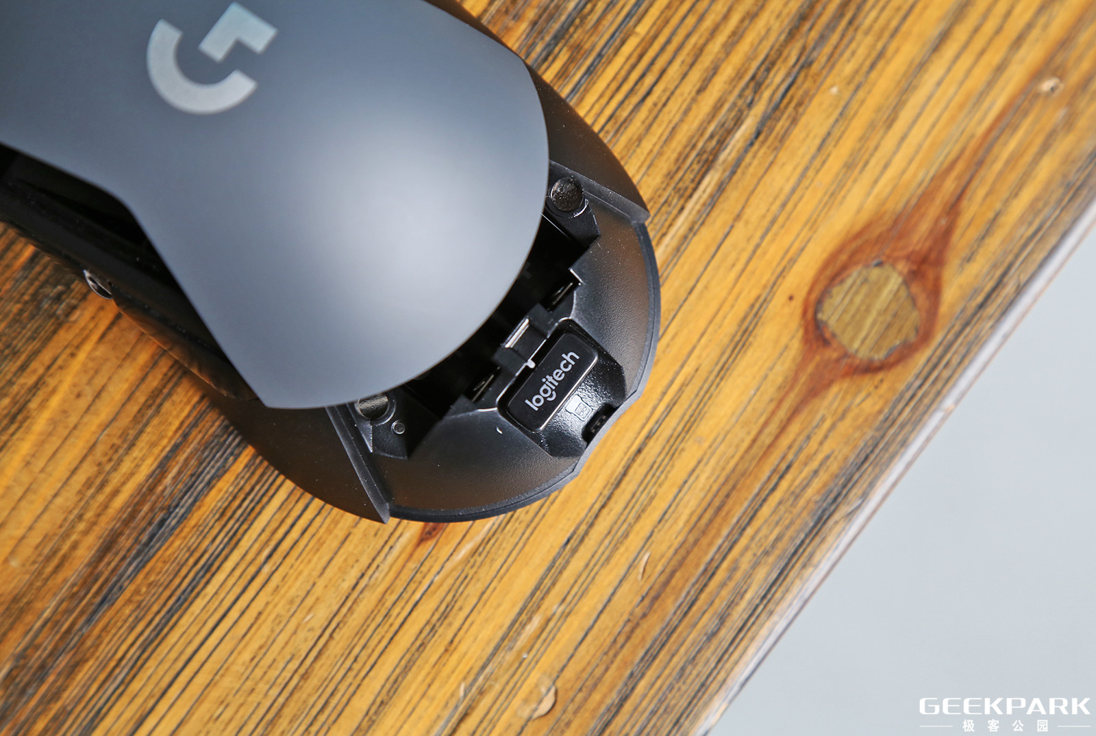 无线键盘鼠标打游戏好用吗