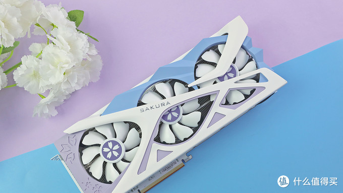 华美二次元风格的高颜值旗舰非公显卡：盈通RTX3070樱瞳花嫁纪念版上机测试！