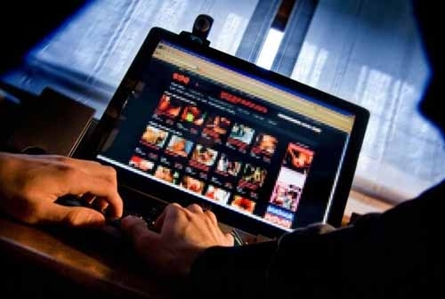 怎么测试cpu满载温度_cpu满载测试软件_看电影cpu满载怎么办