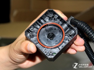 不暴力无真相 Antec一体式水冷惨遭肢解 