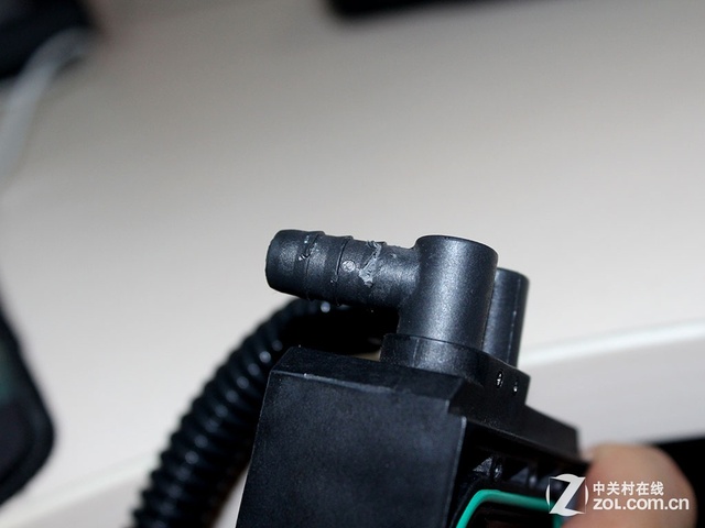 不暴力无真相 Antec一体式水冷惨遭肢解 