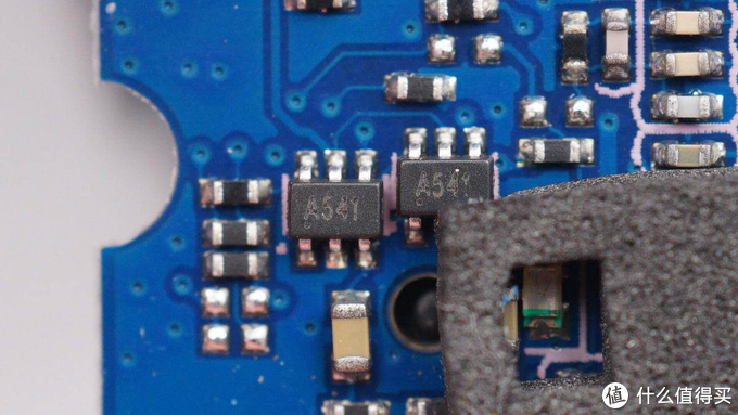 filco键盘_机械键盘 filco_filco键盘的后盖拆卸