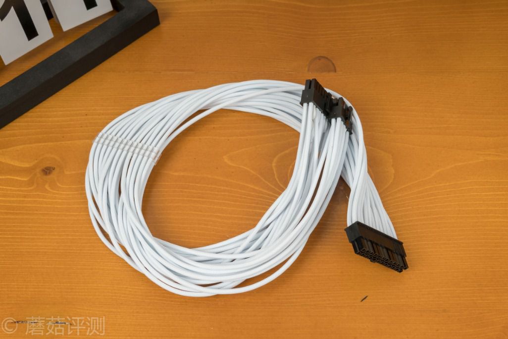 用vga线电脑与长虹电视不能连接 和显卡驱动有关吗_两台电脑用usb线连接_路由器与交换机用什么线连接