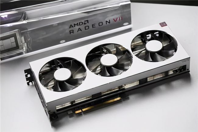 i7处理器配什么主板和显卡_770主板配显卡_主板和显卡怎么配