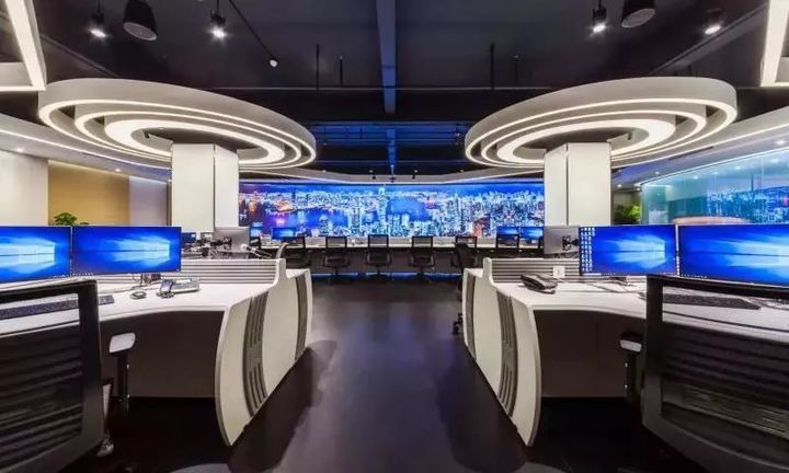 小显示器大屏效果