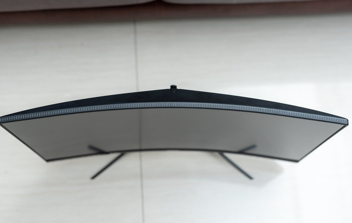 小显示器大屏效果