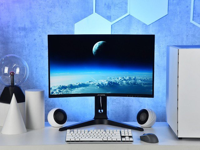 梦想家曲面显示器