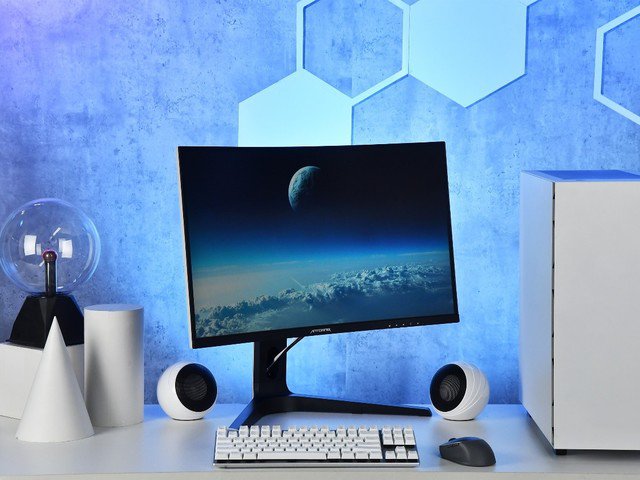 梦想家曲面显示器