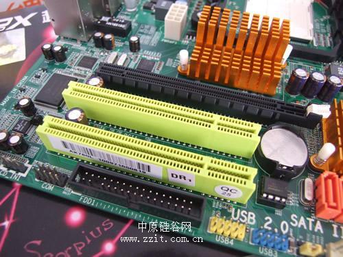 支持AM3 台系760G主板能开核才卖399