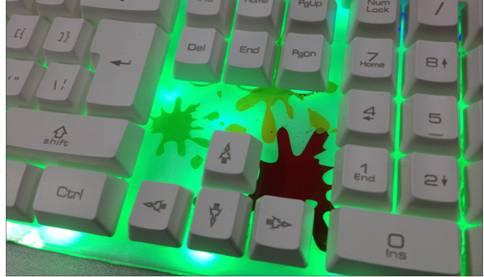 黑暗中的舞者-讯拓苹果风铁甲水晶键盘曝光 