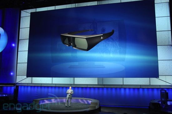 PS3用户福音 索尼展示24寸3D显示屏