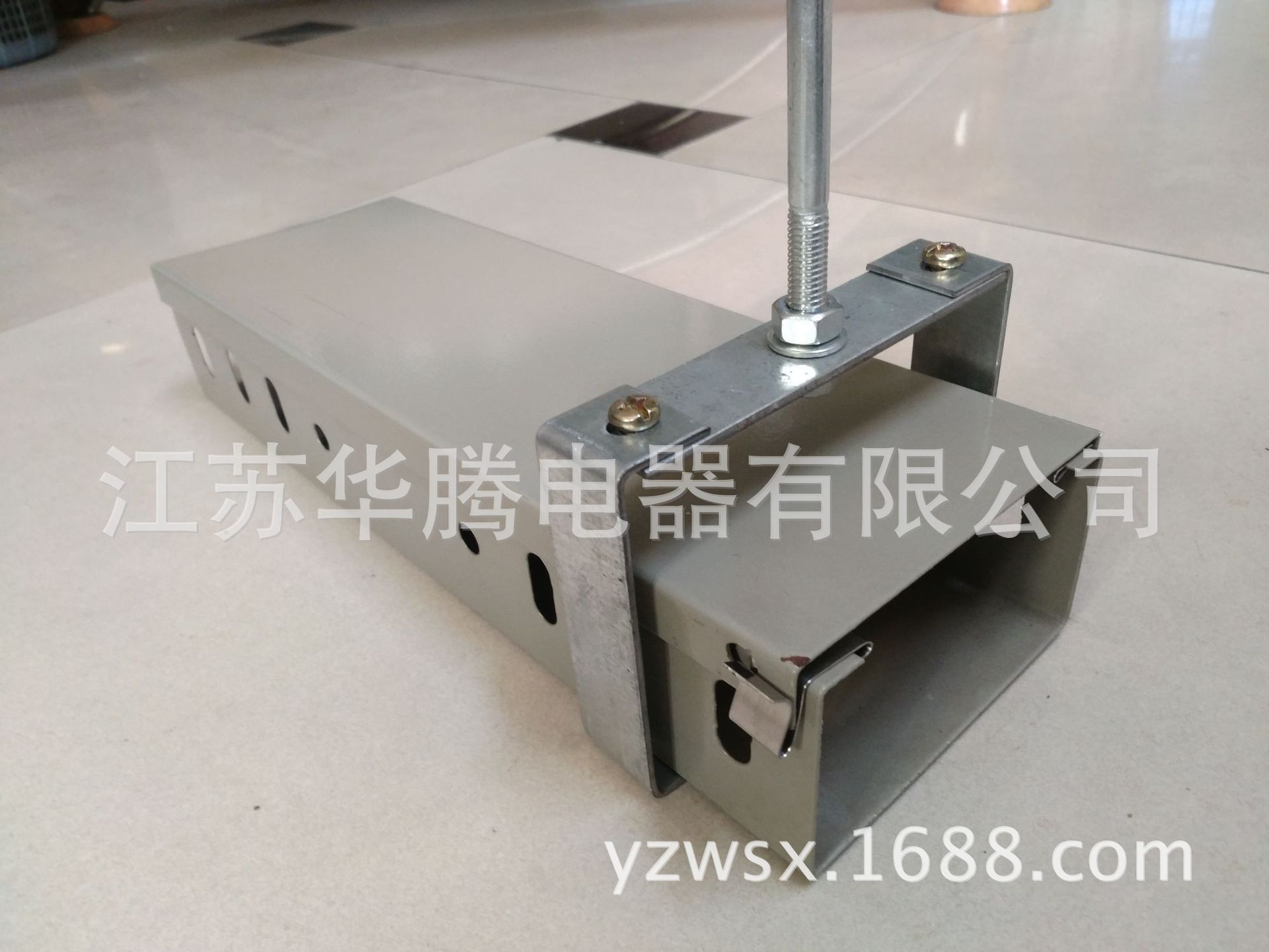 aoc显示器34寸_aoc显示器23寸_aoc显示器有适配器吗