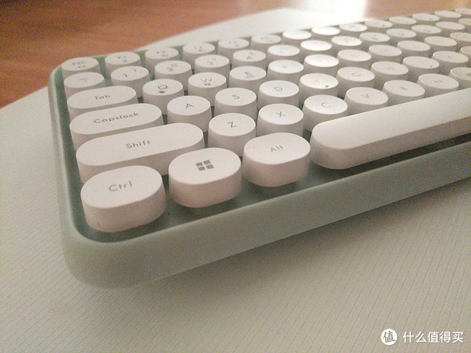 始于颜值 终于实用—Ajazz 黑爵 308i 84键 键盘开箱