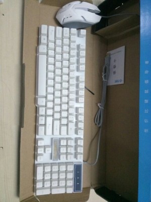 融乐显示器和飞利浦好吗?