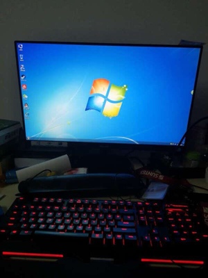 融乐显示器和飞利浦好吗?