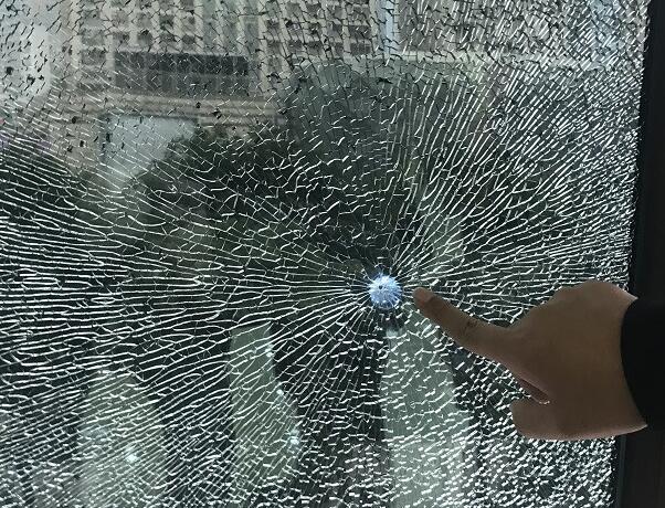 超薄相框玻璃 我们解决了钢化_显示器钢化玻璃好吗_钢化 白玻璃