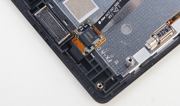 图为红米1S敦科技全新的FT5336触控芯片