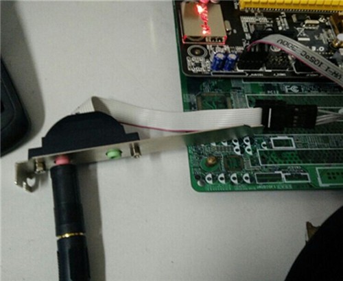 945主板支持的cpu_945主板音频接口定义_技嘉945主板diy硬件超频