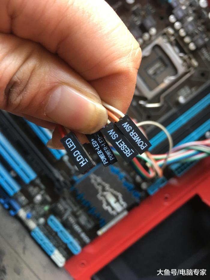 945主板音频接口定义_945主板支持的cpu_技嘉945主板diy硬件超频