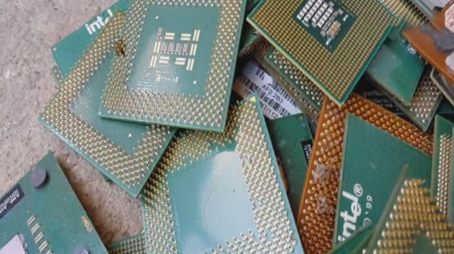 【平安二号·百日攻坚】亲眼见过如何提炼黄金？