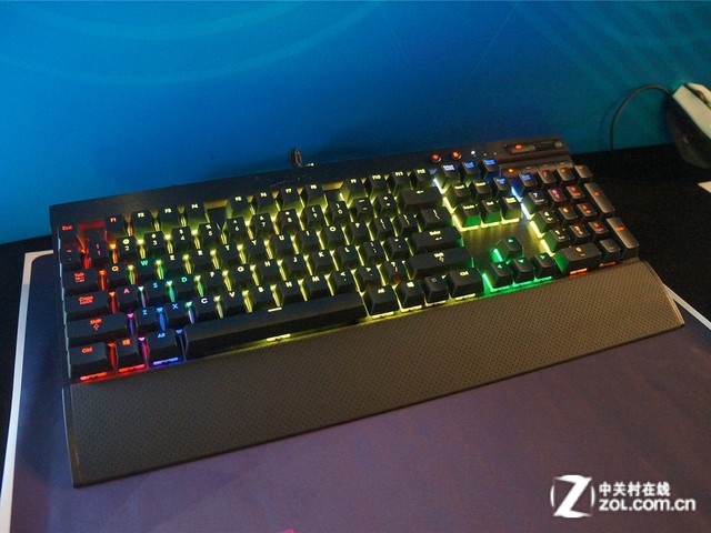 想选机械键盘？玩家必须知道的几件事 