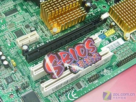 同价位最强做工 599元超磐手690G上市