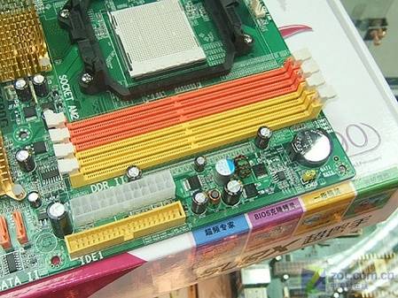 同价位最强做工 599元超磐手690G上市