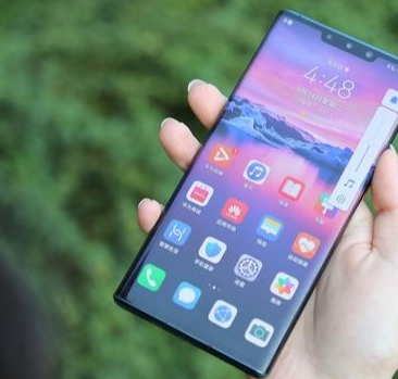 曲面屏真的很不好用，列举曲面屏的三大缺点，看完再也不会买了