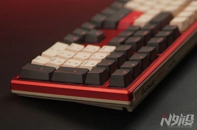 机械键盘红轴和黑轴区别_机械键盘轴_机械键盘黄轴与茶轴区别