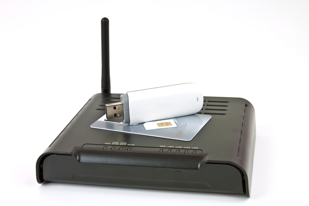 如何用宽带无线猫实现无线上网，该怎么设置？