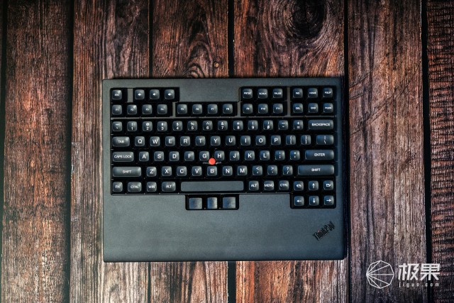 小红点机械键盘