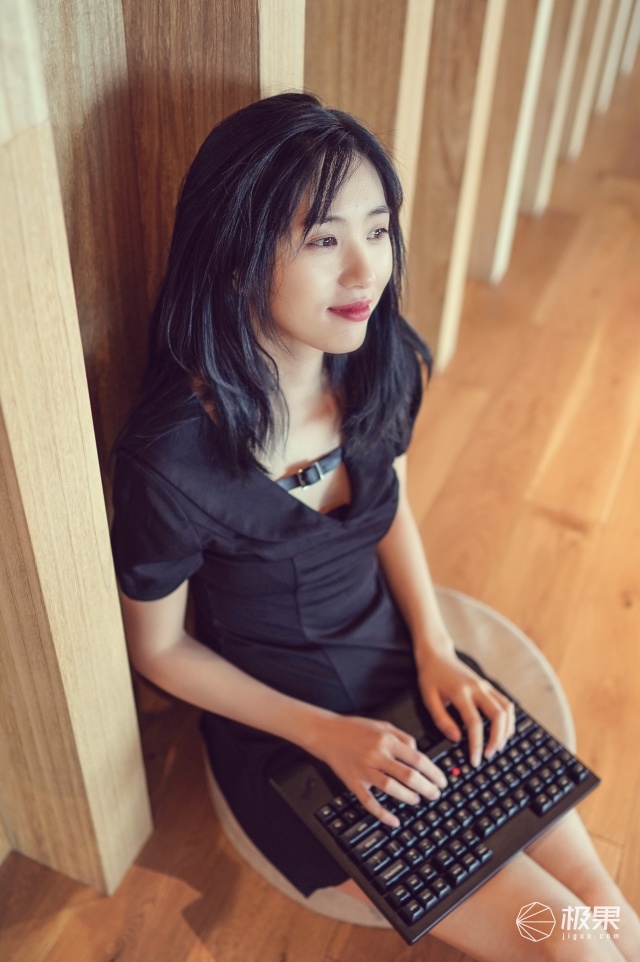 小红点机械键盘