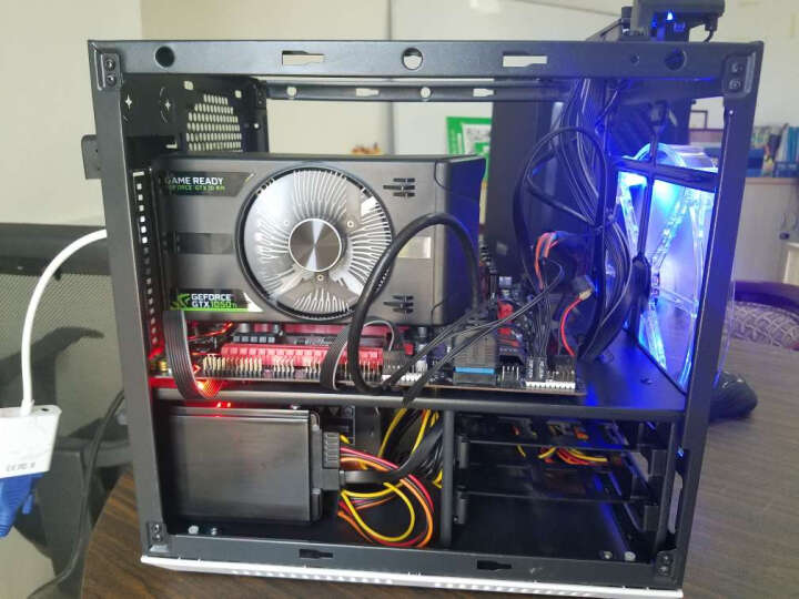 玩游戏显卡温度_不玩游戏显卡温度_玩cf游戏独立显卡推荐