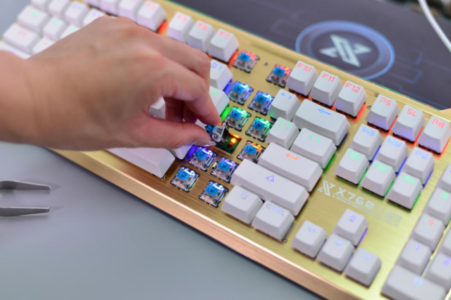 机械键盘轴的声音_机械键盘声音小的轴_机械键盘什么轴声音小