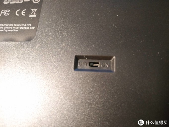 双模键盘,是噱头还是革命?评GS87-D蓝牙双模版樱桃轴机械键盘