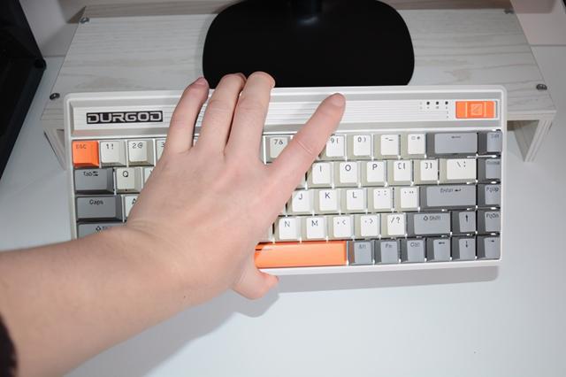 华硕y481笔记本键盘uiop键切换_华硕epc键盘组合键 m键_华硕epc升级